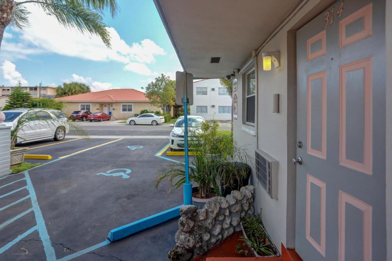 Richard'S Motel Extended Stay Hallandale Beach Eksteriør billede